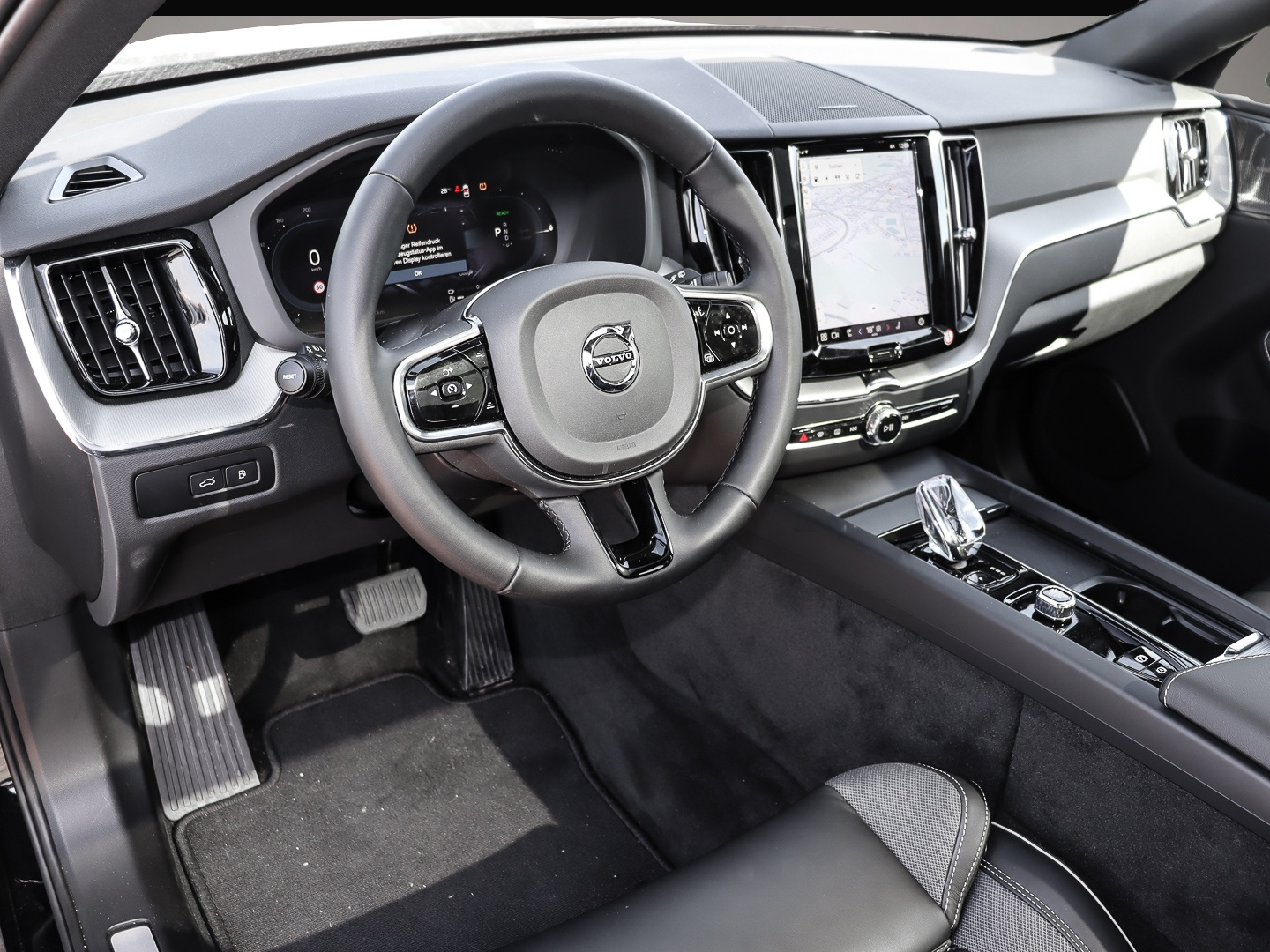 Volvo XC60 (02/2024, Hybrid (Benzin/Elektro))