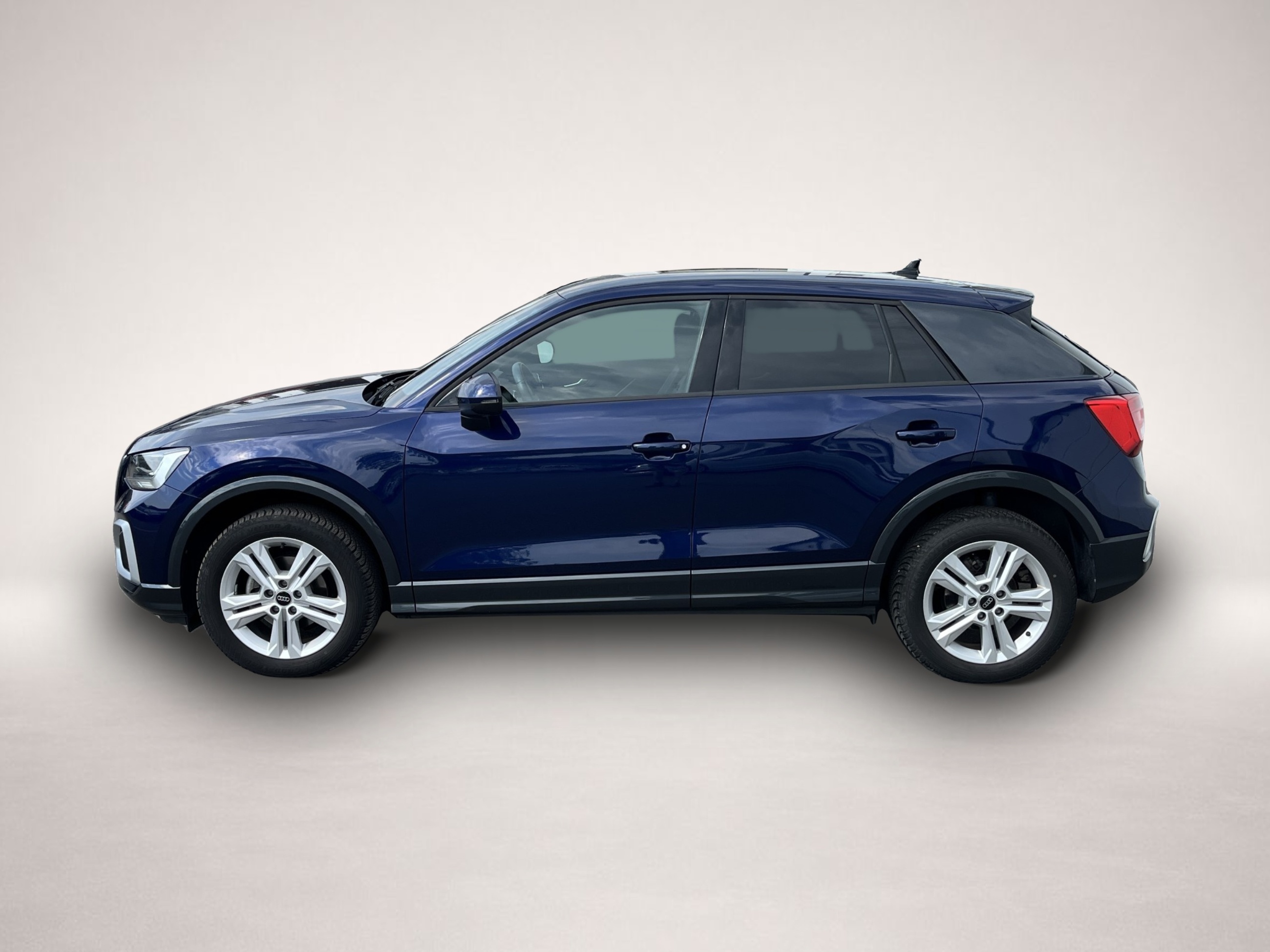 Audi Q2 (05/2024, Benzin)