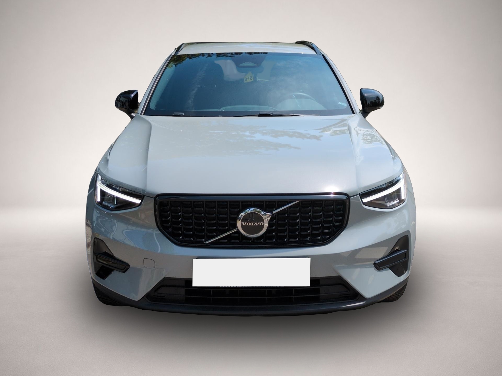 Volvo XC40 (04/2024, Benzin)