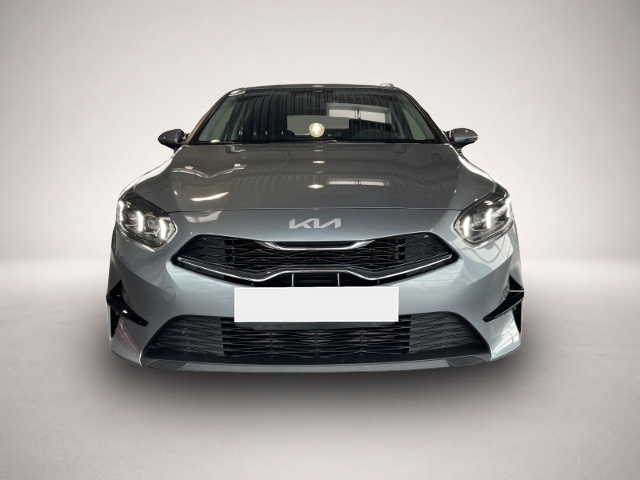 KIA cee'd / Ceed (04/2025, Benzin)