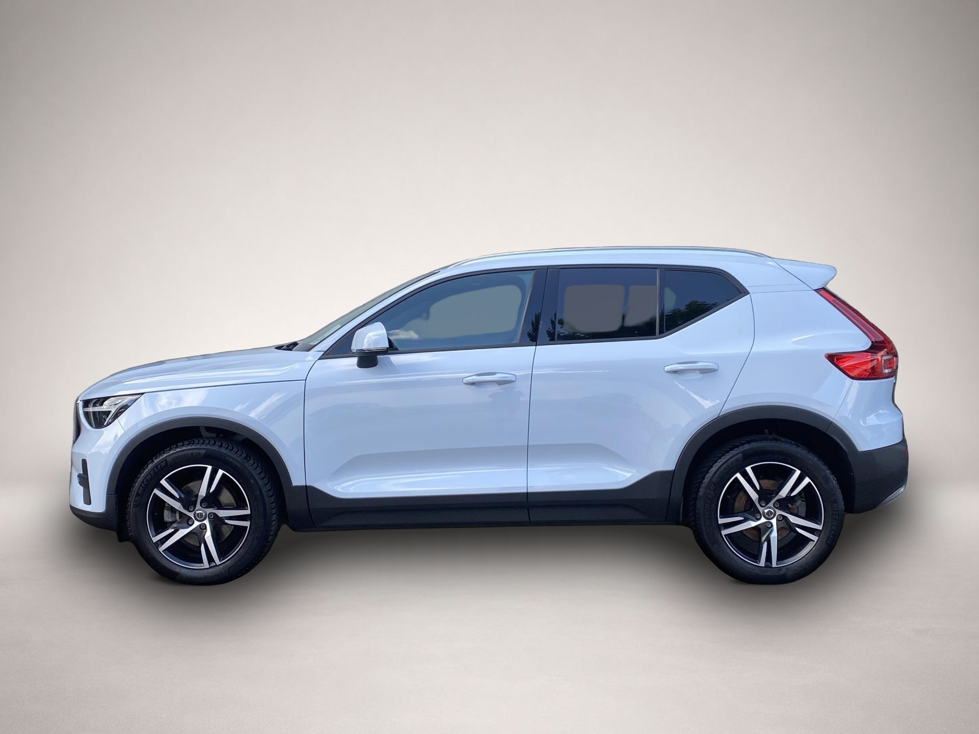 Volvo XC40 (07/2023, Benzin)