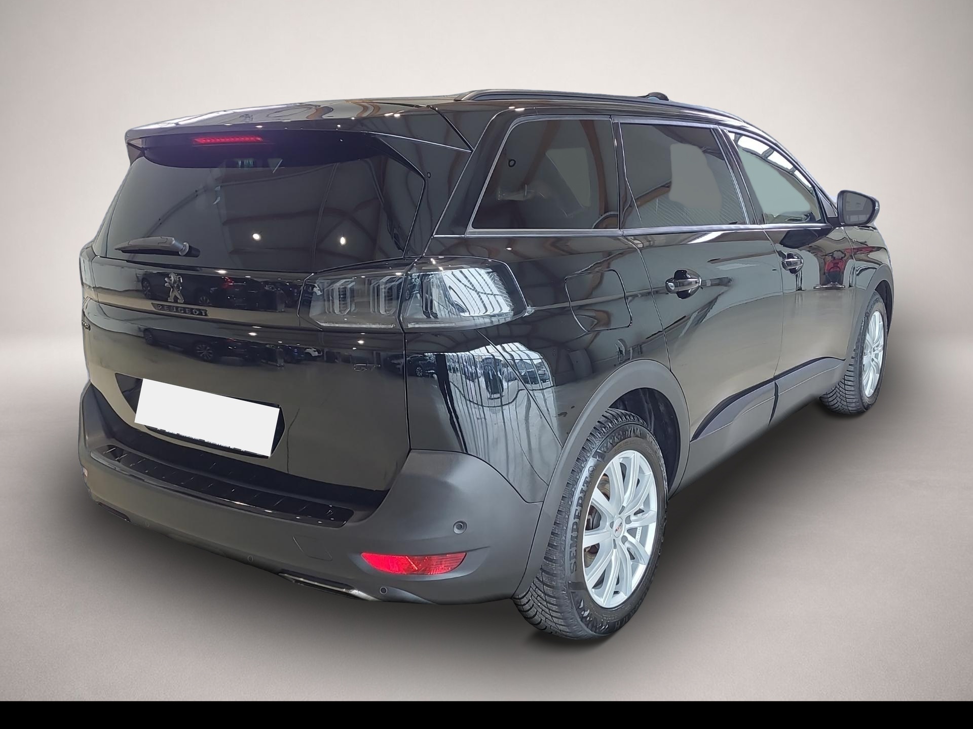 Peugeot 5008 (12/2021, Benzin)