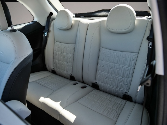 Fiat 500e (02/2023, ELECTRIC)