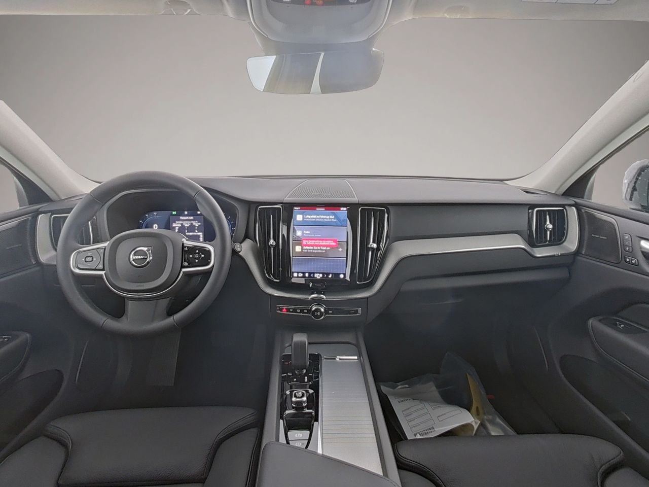 Volvo XC60 (05/2025, Benzin)