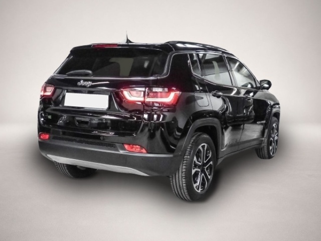 Jeep Compass (11/2023, Benzin)