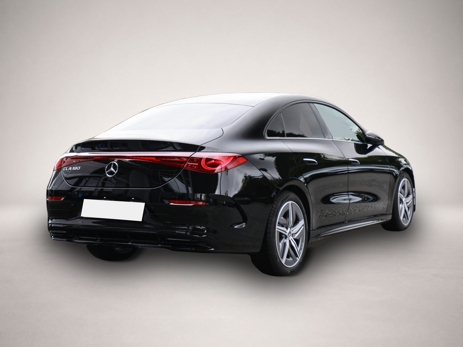 Mercedes-Benz CLA 180 (04/2026, Benzin)