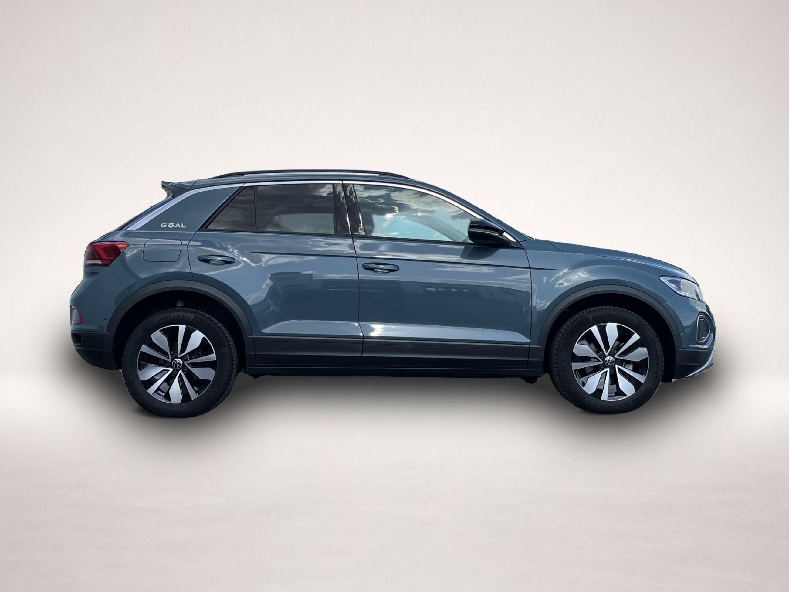 Volkswagen T-Roc (09/2025, Benzin)