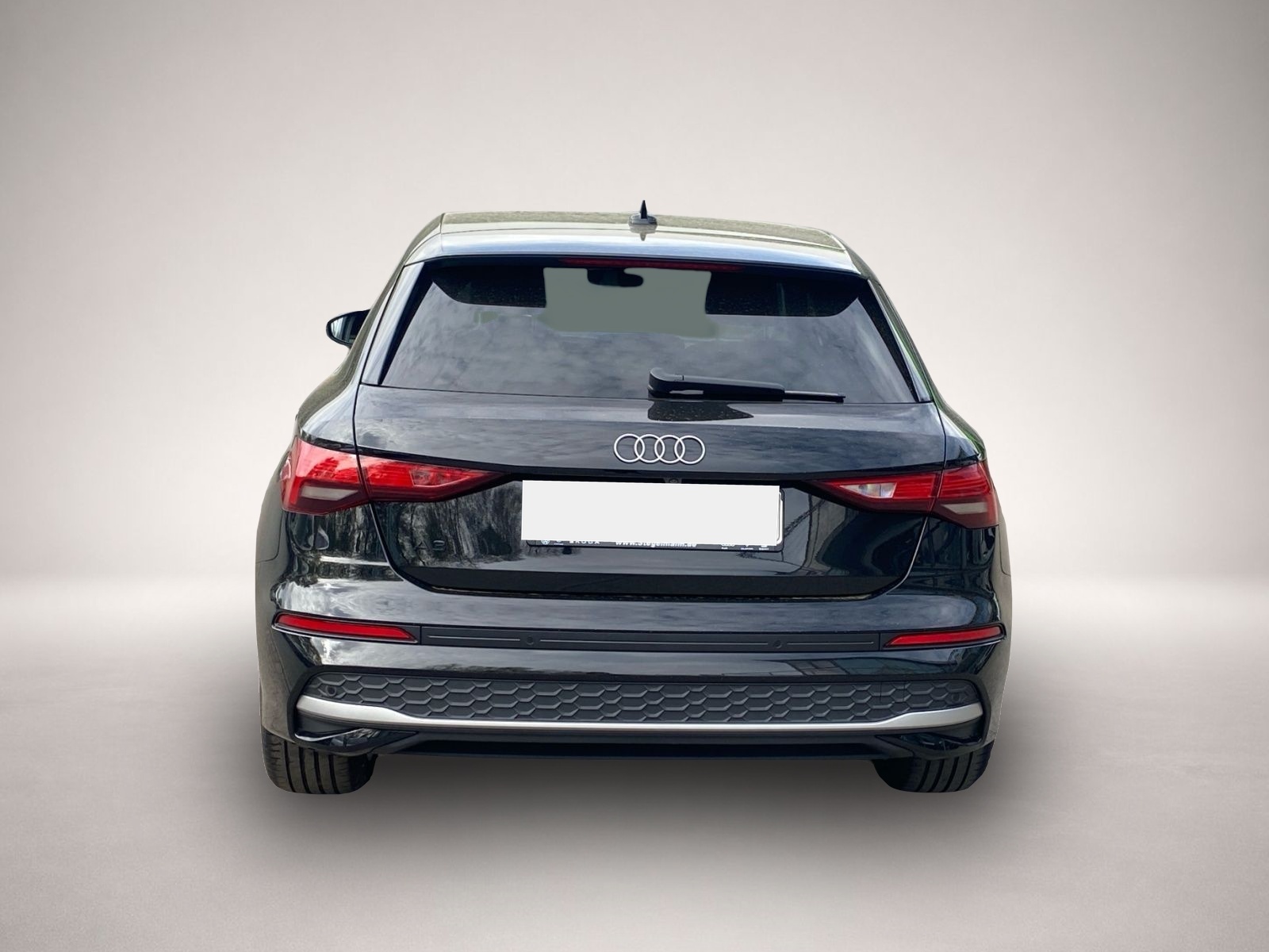 Audi A3 (04/2025, Benzin)