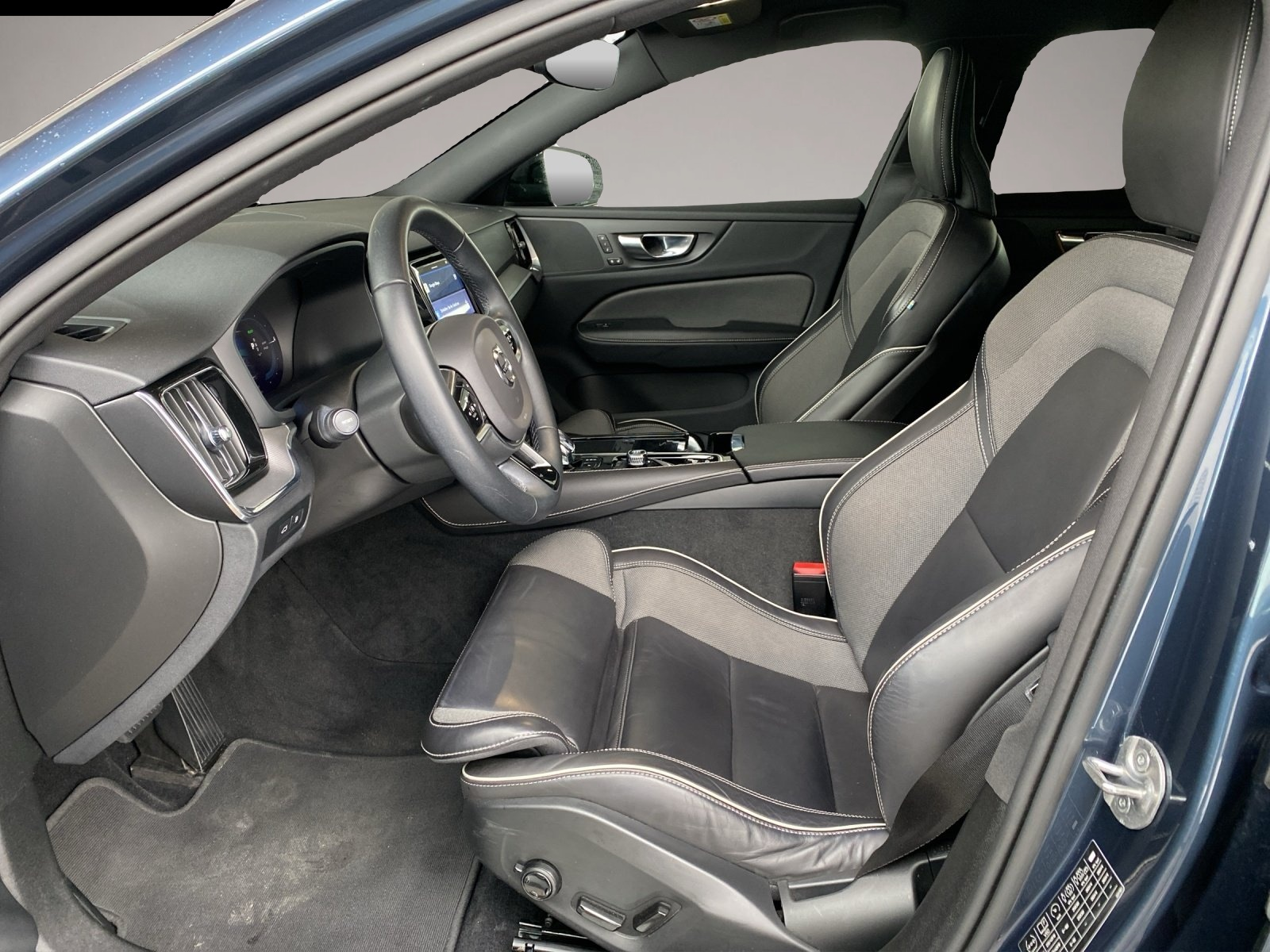 Volvo V60 (11/2022, )