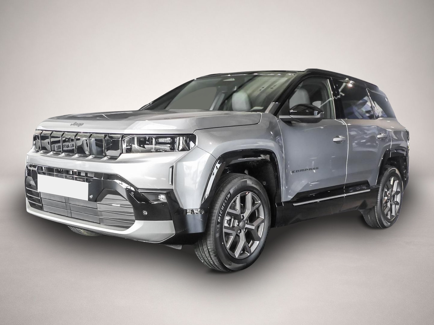 Jeep Compass (07/2026, Benzin)