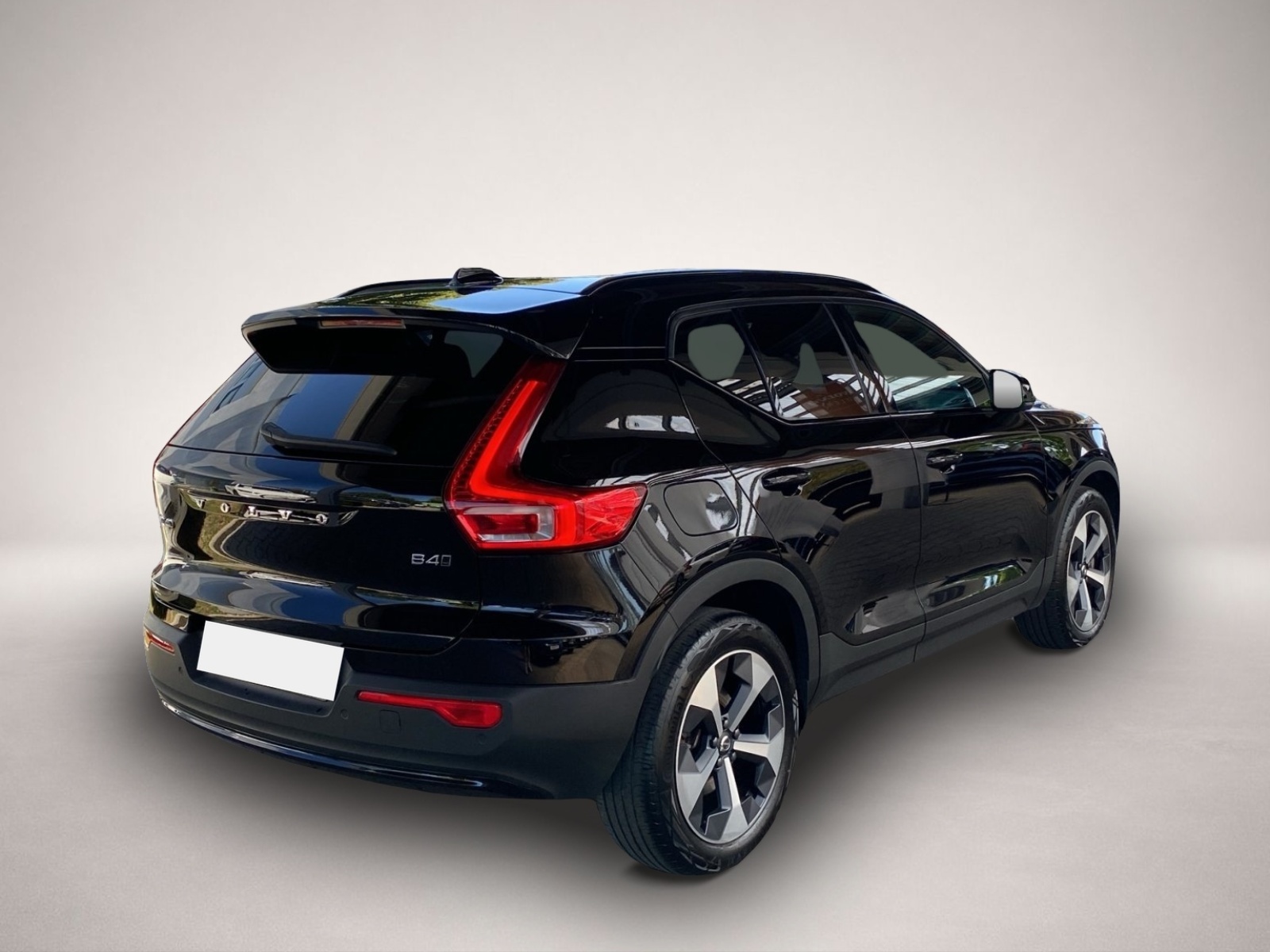 Volvo XC40 (06/2023, Benzin)