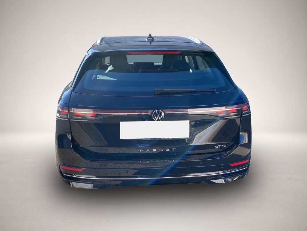 Volkswagen Passat Variant (08/2025, Benzin)