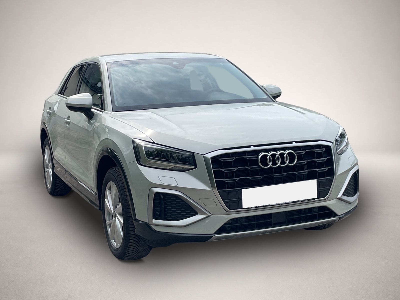 Audi Q2 (08/2025, Benzin)
