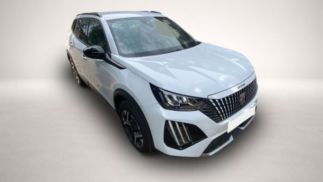 Peugeot 2008 (06/2025, Benzin)