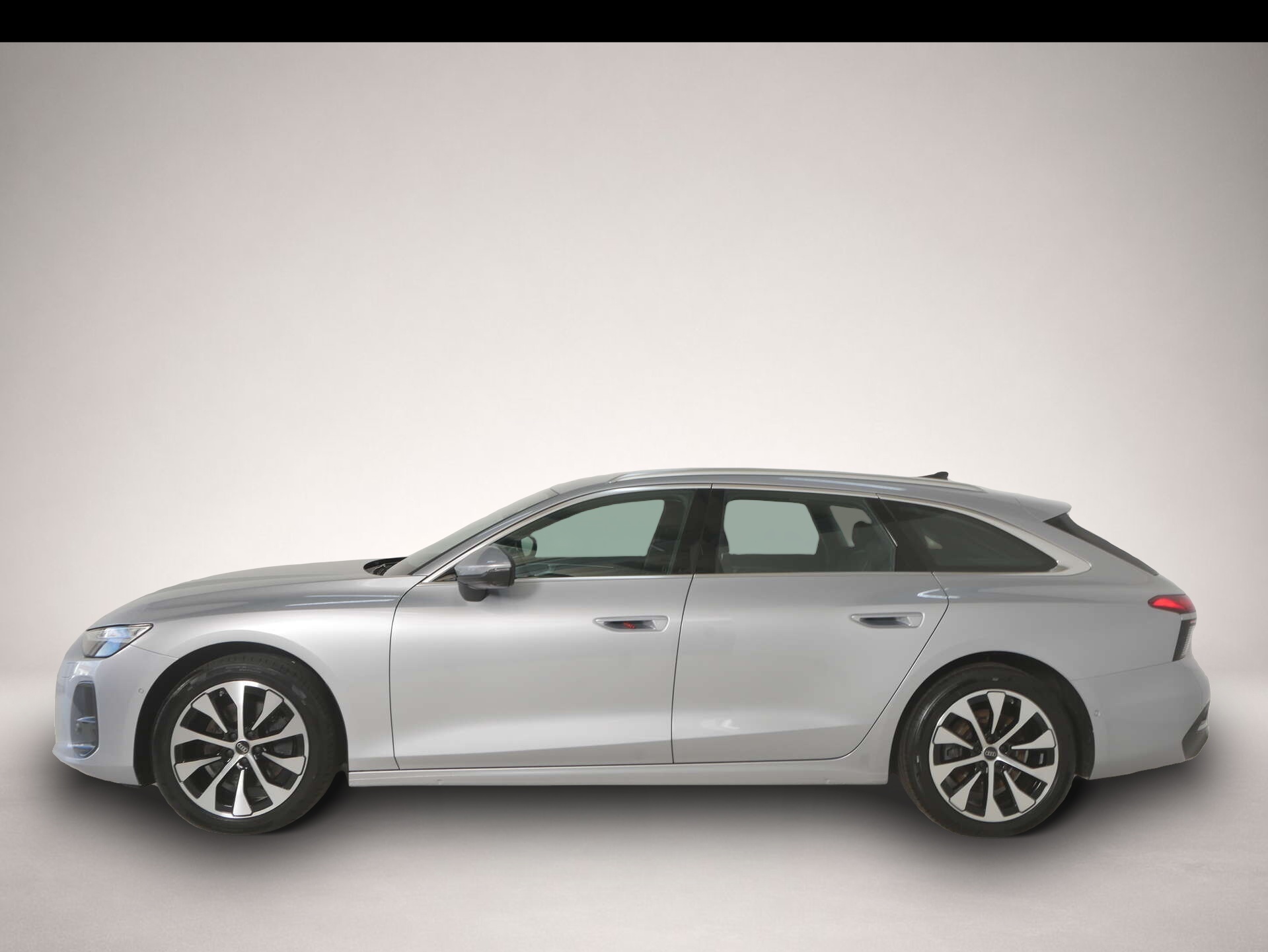 Audi A6 (07/2025, Benzin)