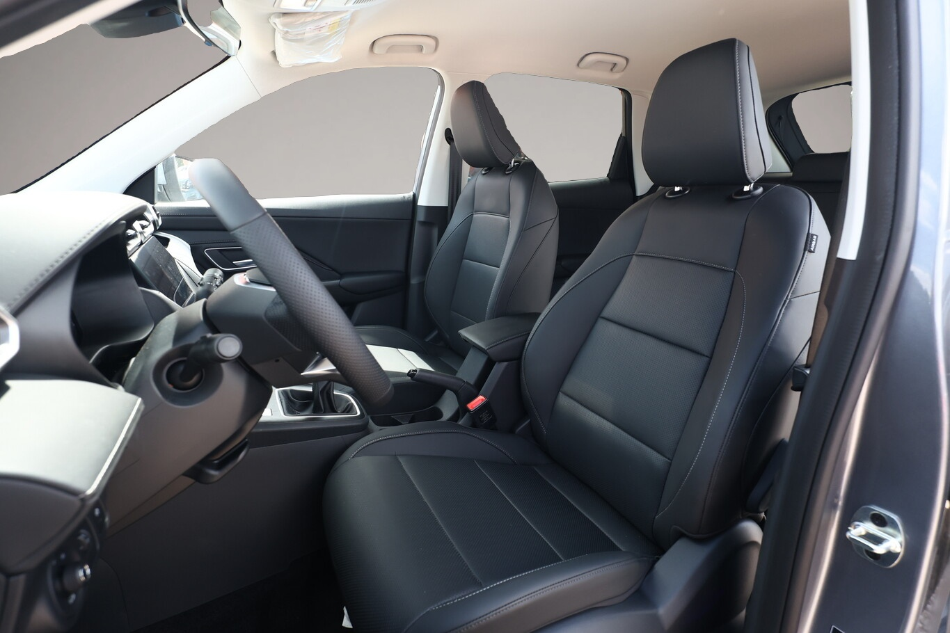 MG ZS (05/2026, Benzin)