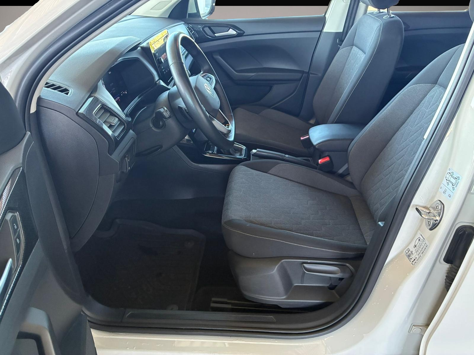 Volkswagen T-Cross (02/2025, Benzin)