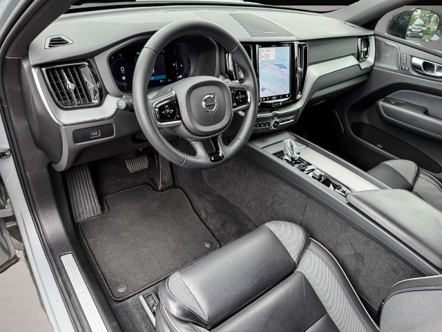 Volvo XC60 (12/2023, Diesel)