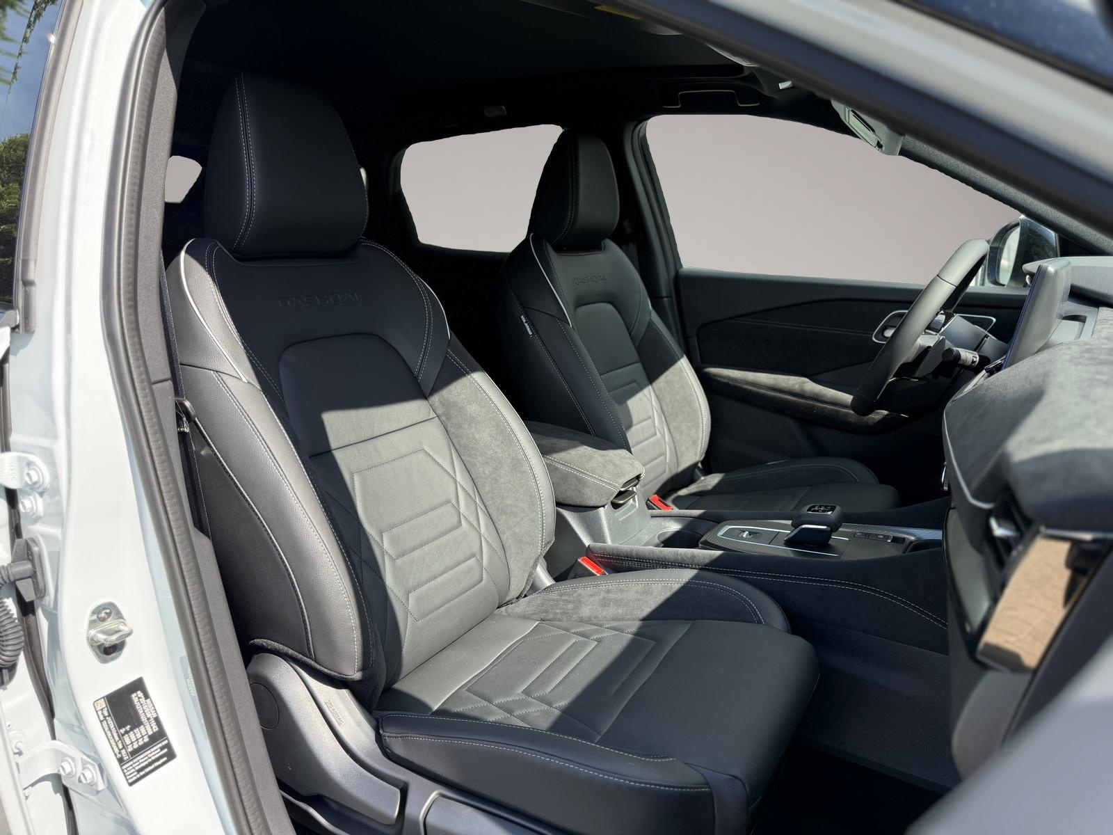 Nissan Qashqai (12/2025, Benzin)