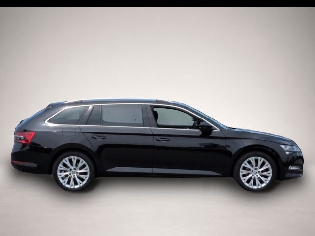 Skoda Superb (06/2023, Diesel)