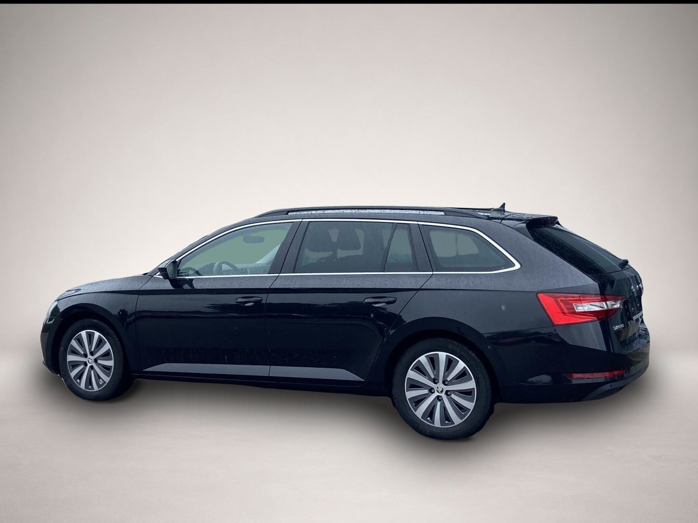 Skoda Superb (05/2023, )