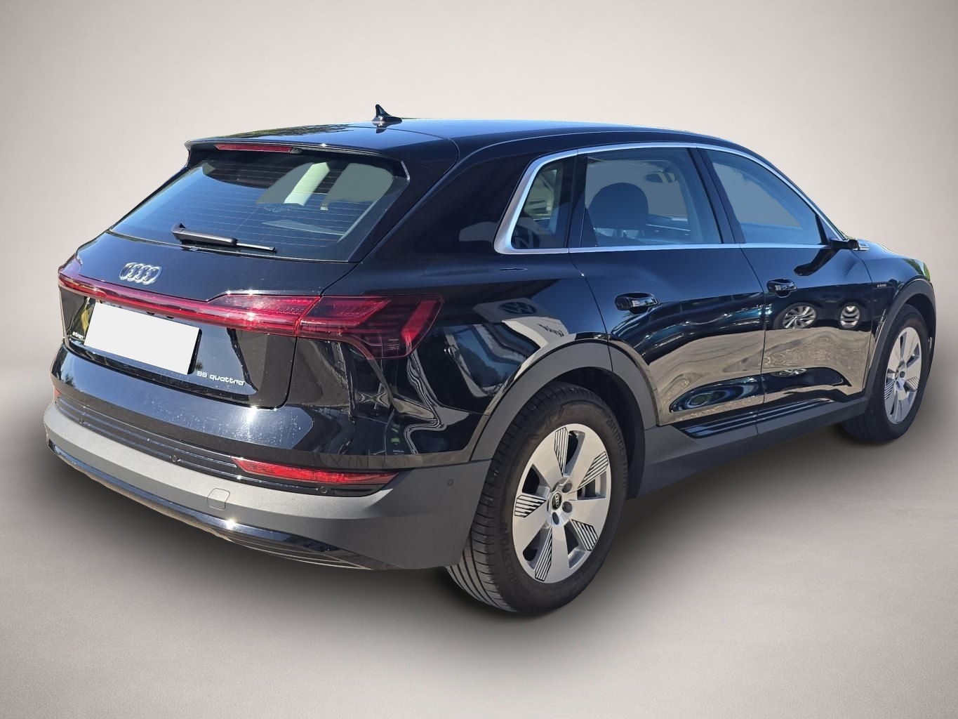 Audi e-tron (02/2023, ELECTRIC)