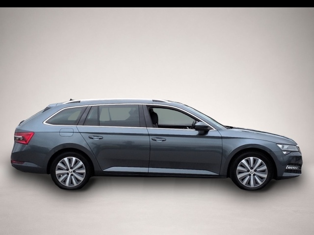 Skoda Superb (12/2021, Diesel)