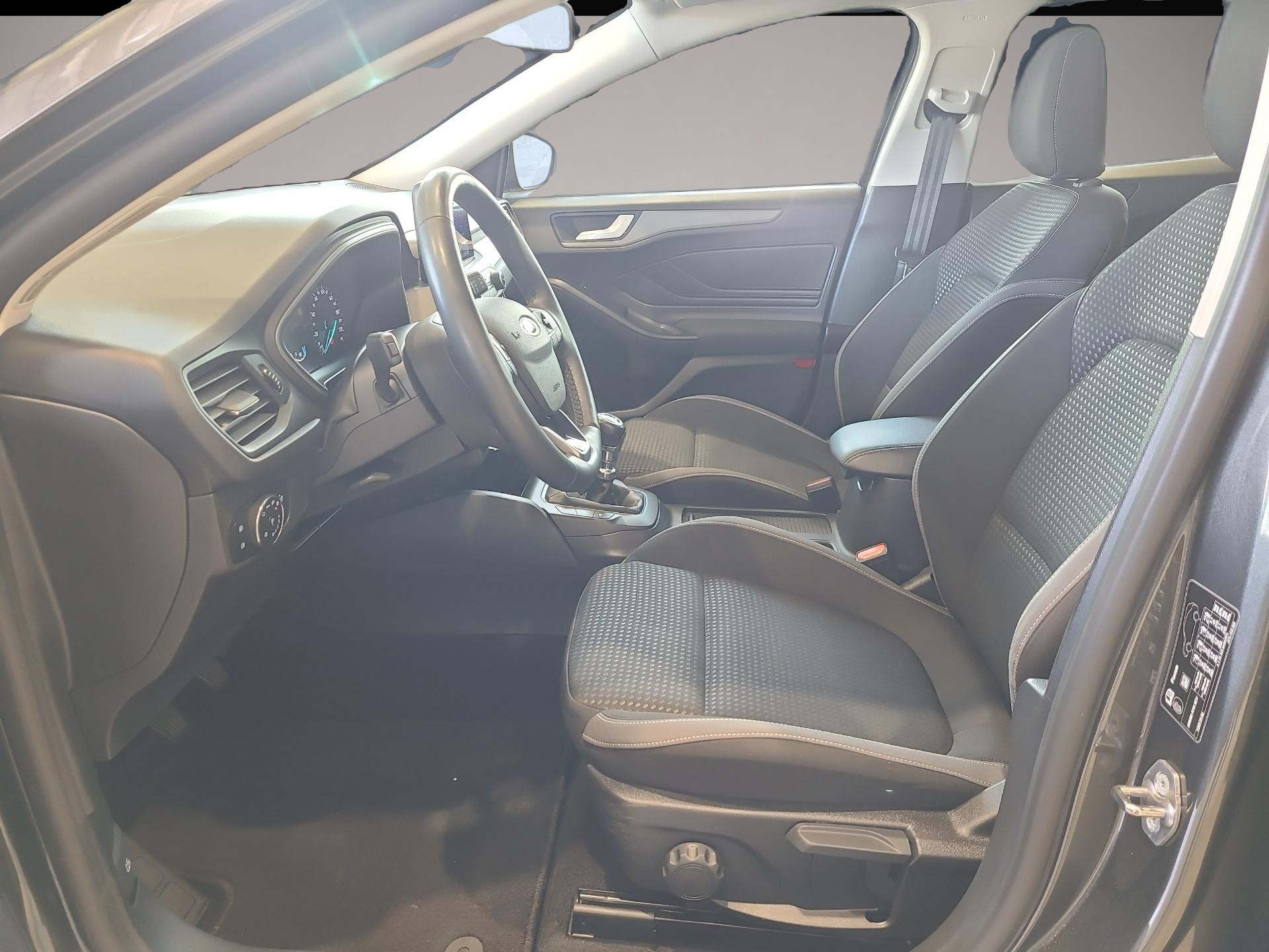 Ford Focus (05/2022, Benzin)