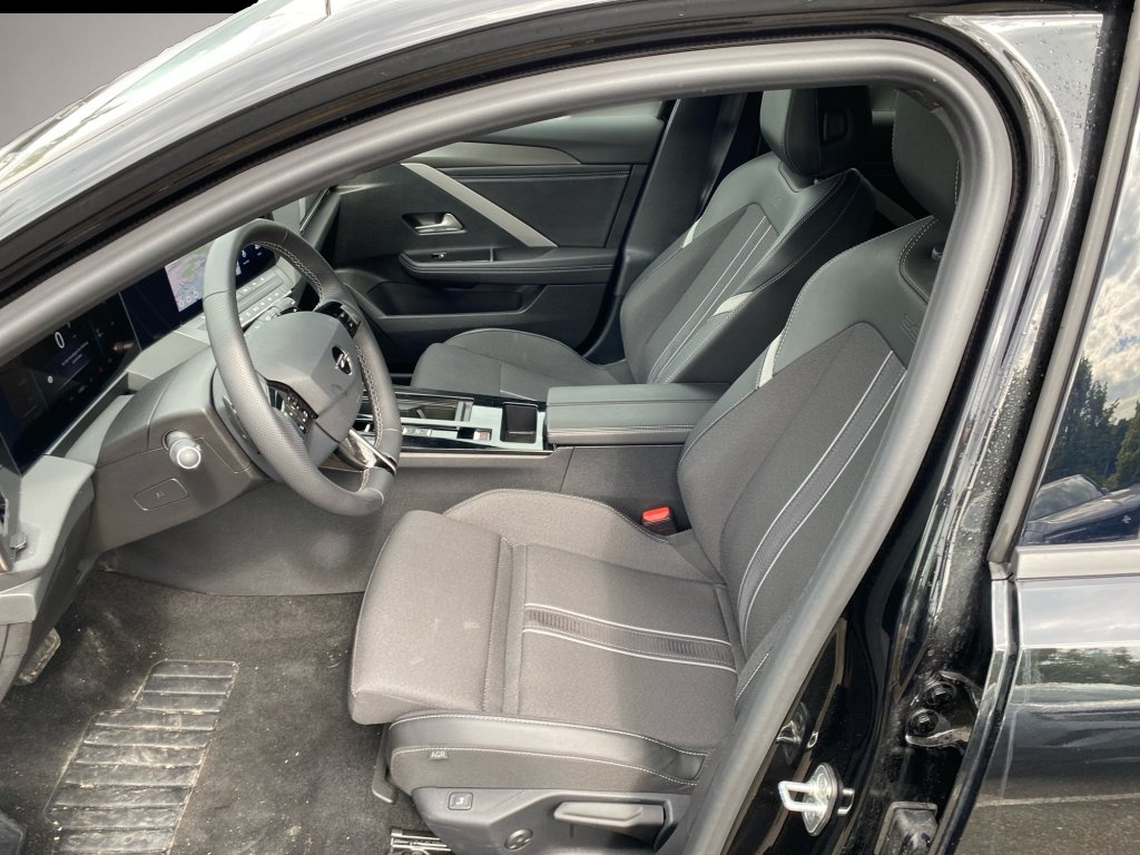 Opel Astra (04/2025, Benzin)