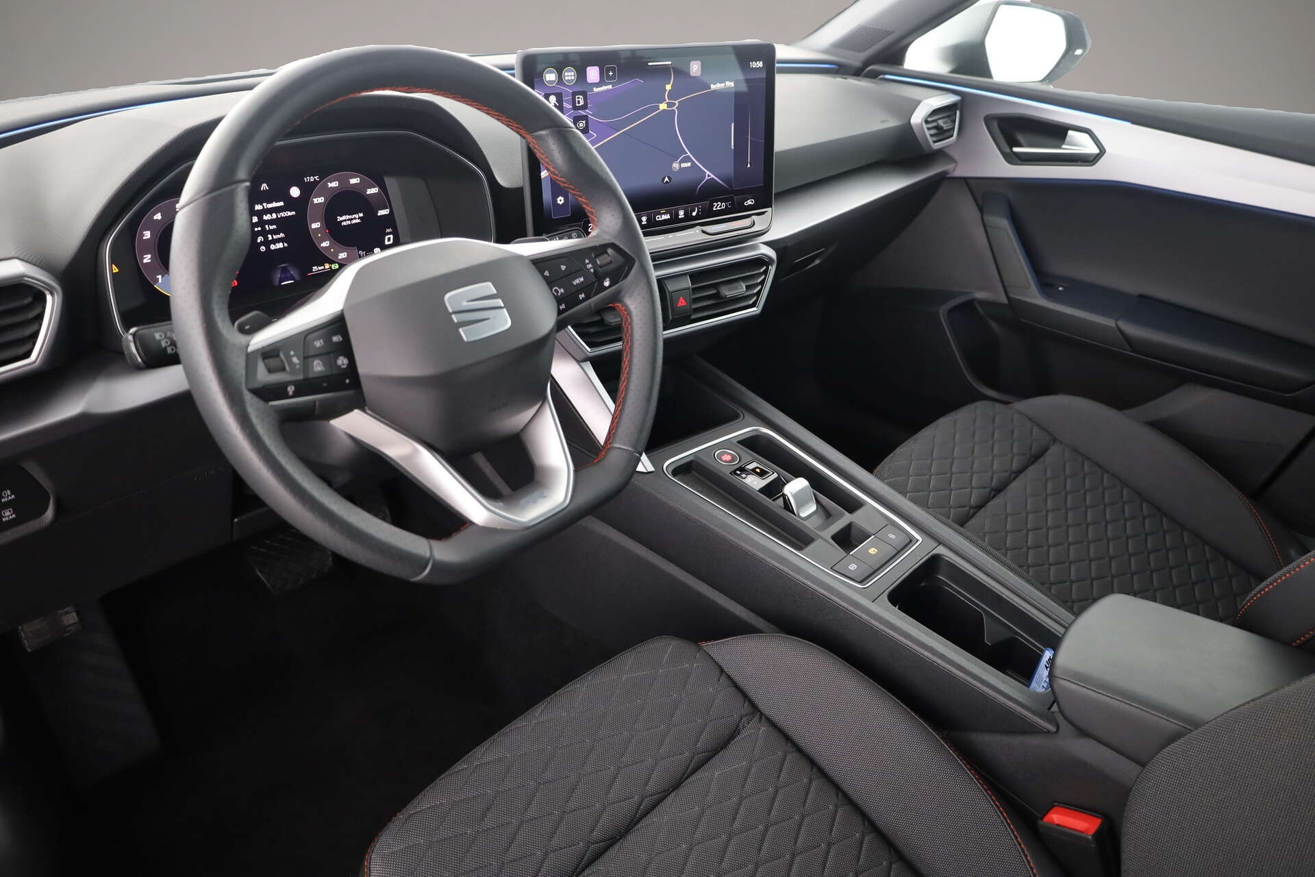 Seat Leon (06/2025, Benzin)