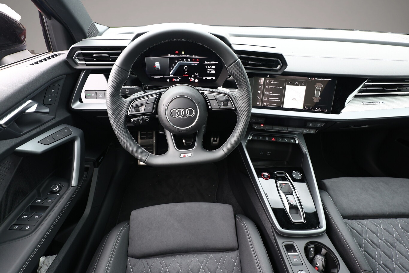 Audi S3 (02/2026, Benzin)