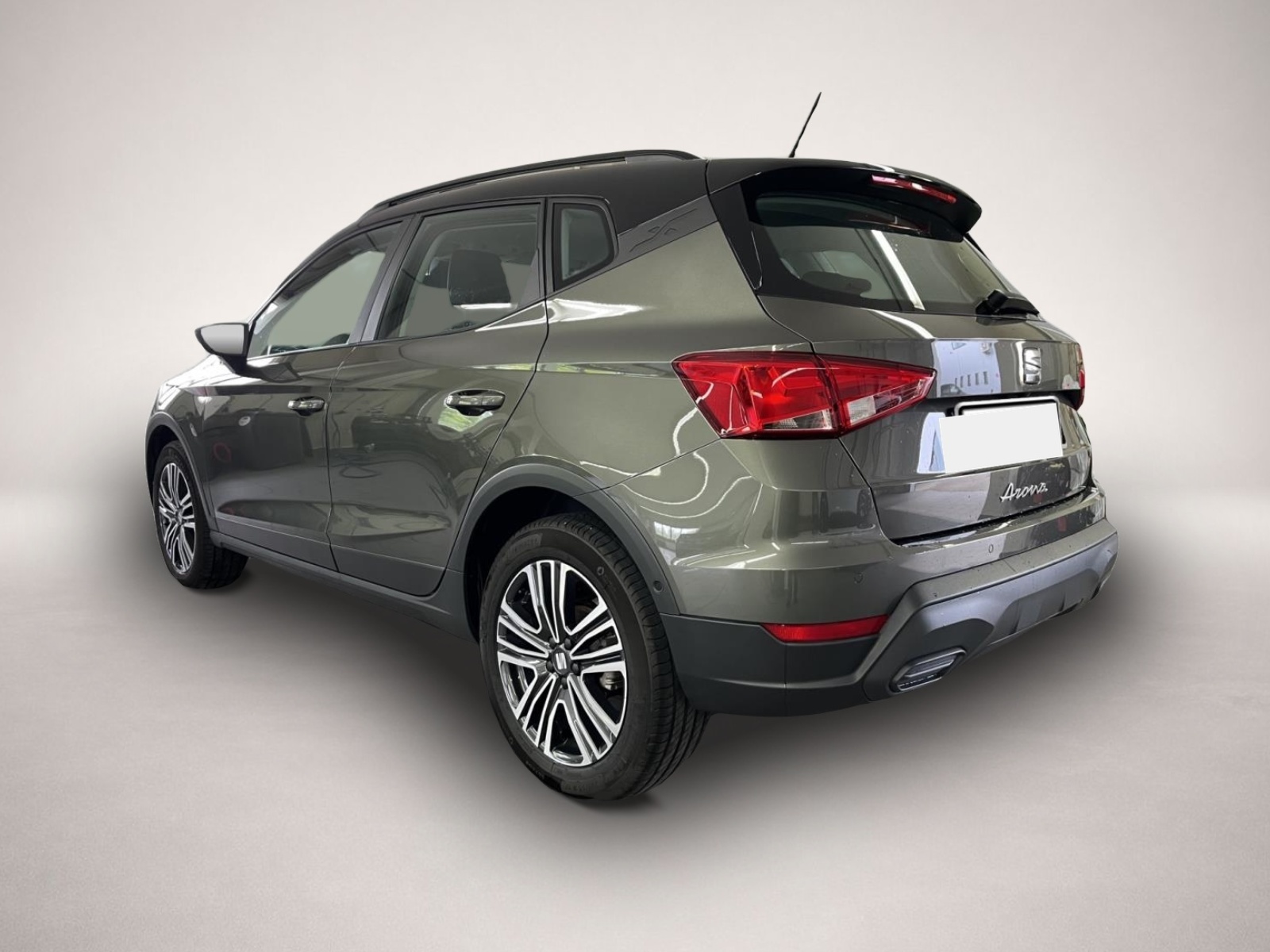 Seat Arona (04/2024, Benzin)