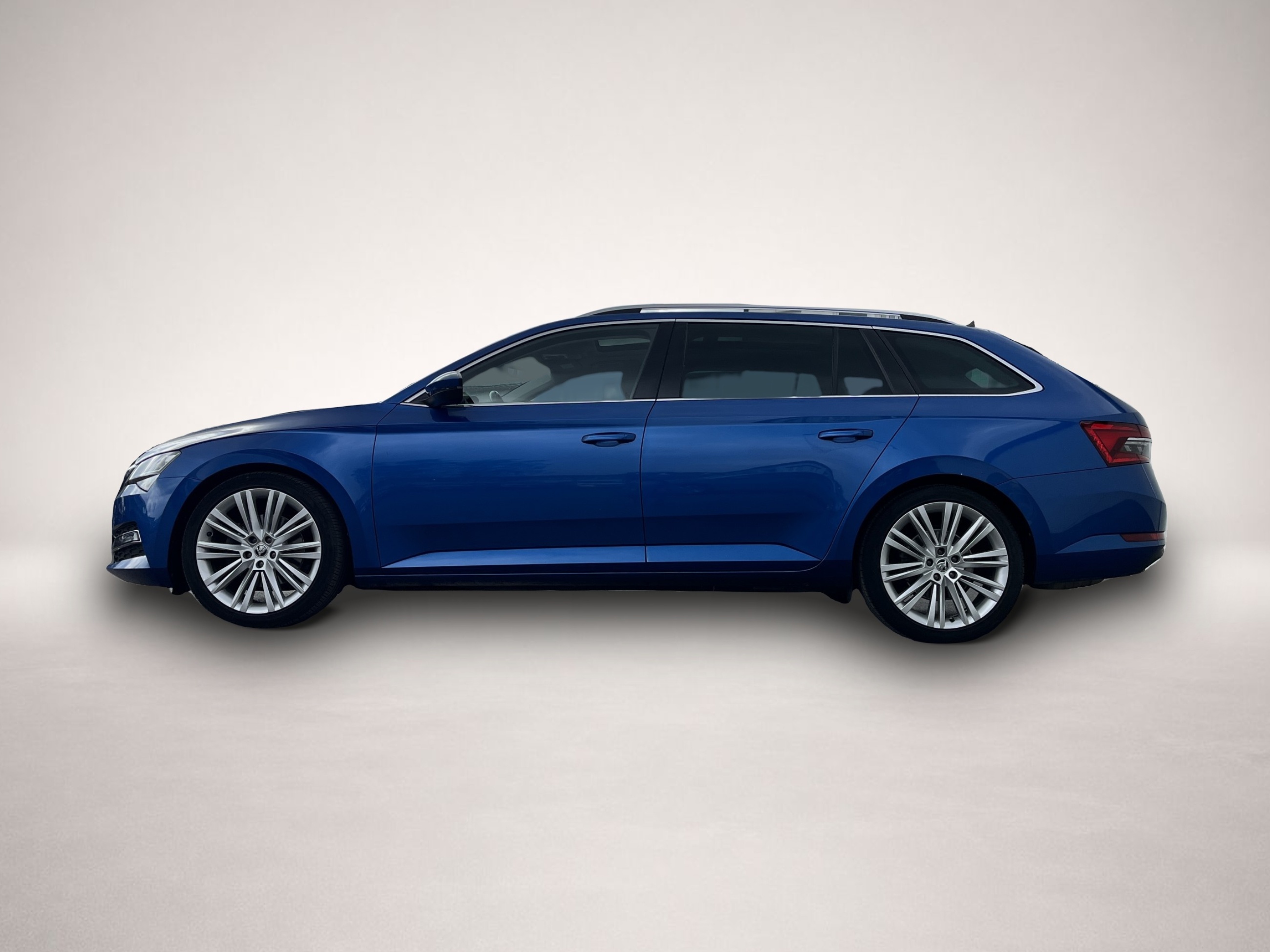 Skoda Superb (12/2021, Diesel)