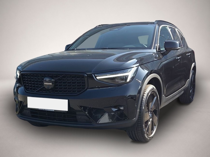 Volvo XC40 (06/2025, Benzin)