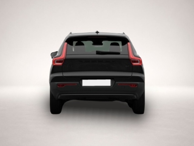 Volvo XC40 (05/2026, Benzin)