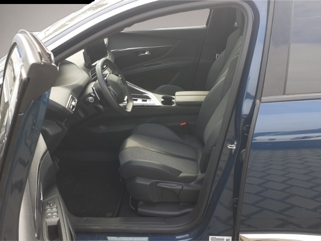 Peugeot 3008 (02/2024, Benzin)