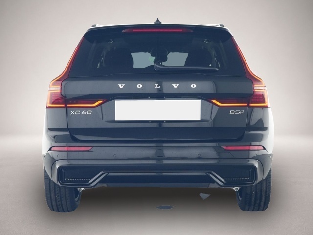 Volvo XC60 (11/2025, Benzin)