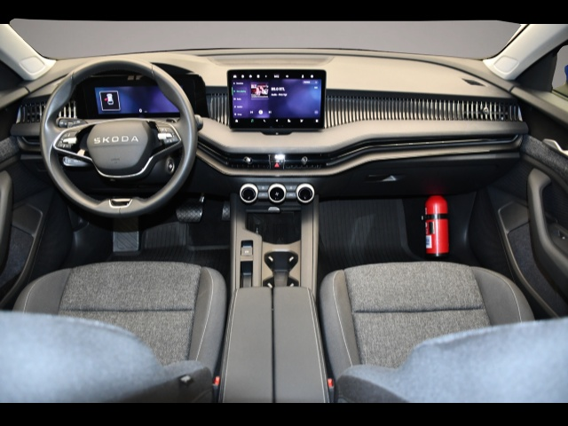 Skoda Superb (03/2025, Benzin)