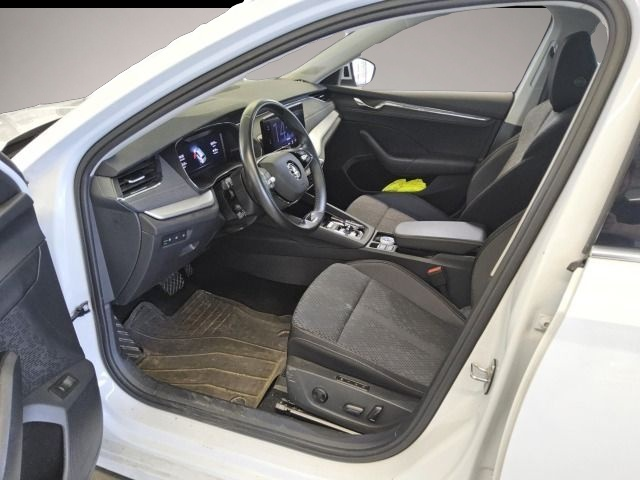 Skoda Octavia (08/2022, )