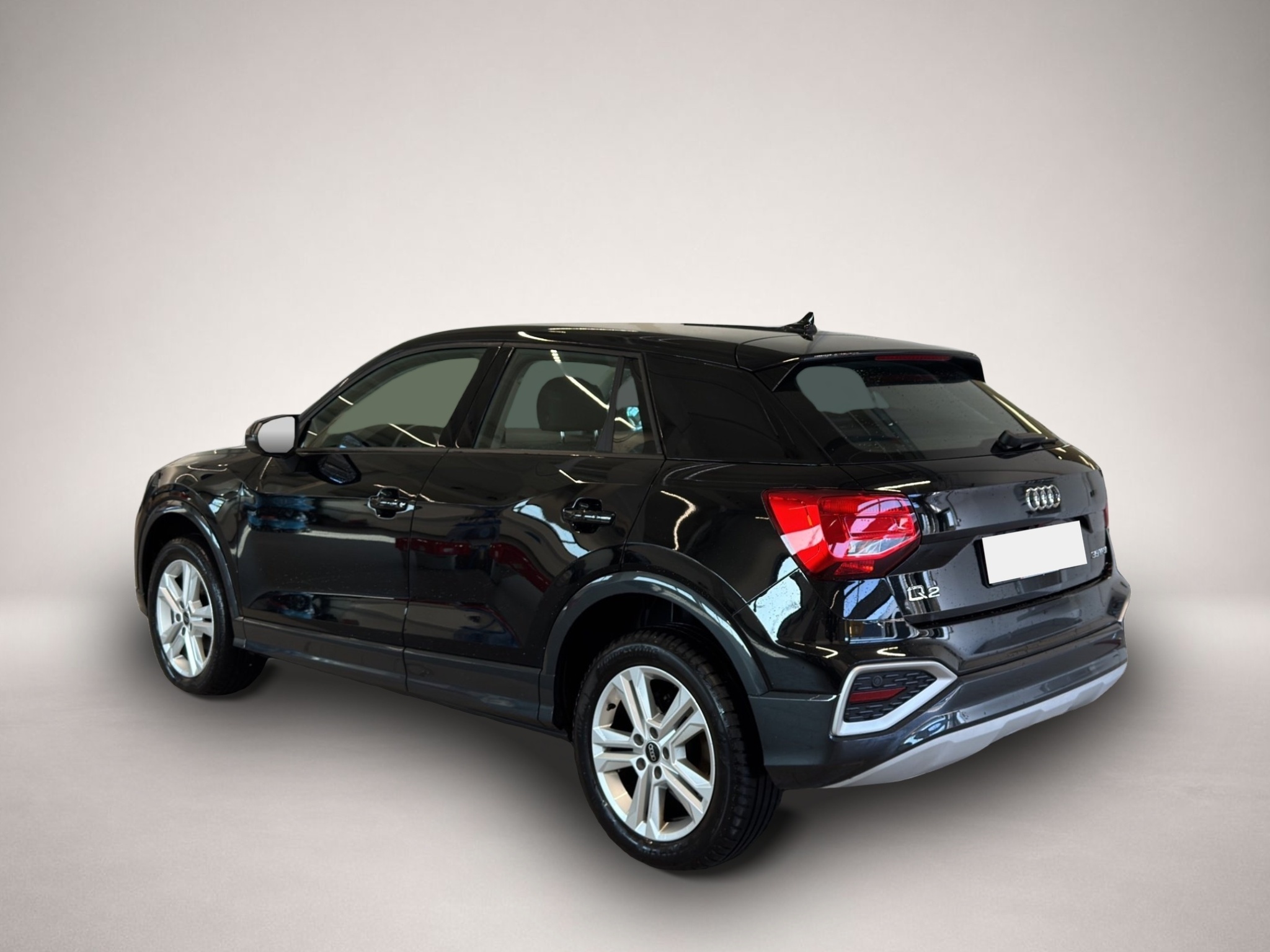 Audi Q2 (01/2025, Benzin)