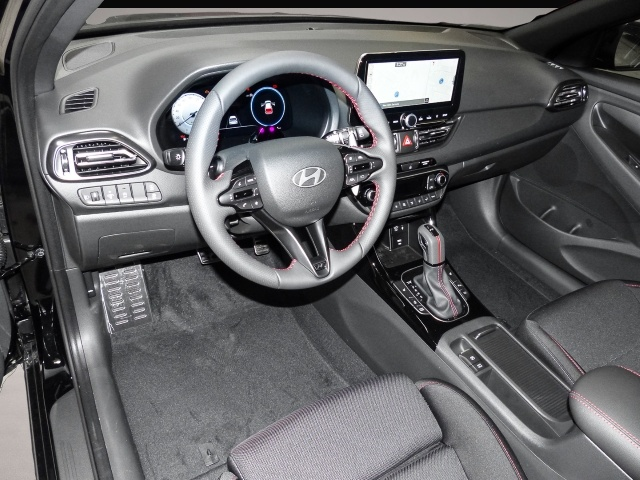 Hyundai i30 (05/2026, Benzin)