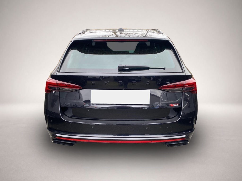 Skoda Octavia (06/2025, Benzin)