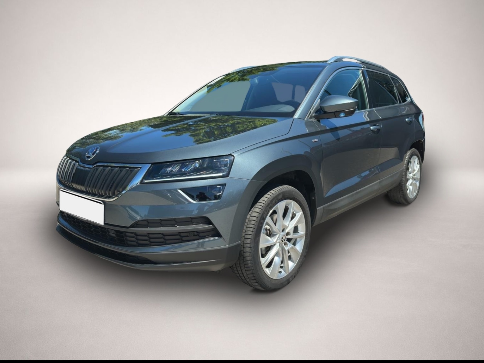 Skoda Karoq (02/2022, Benzin)