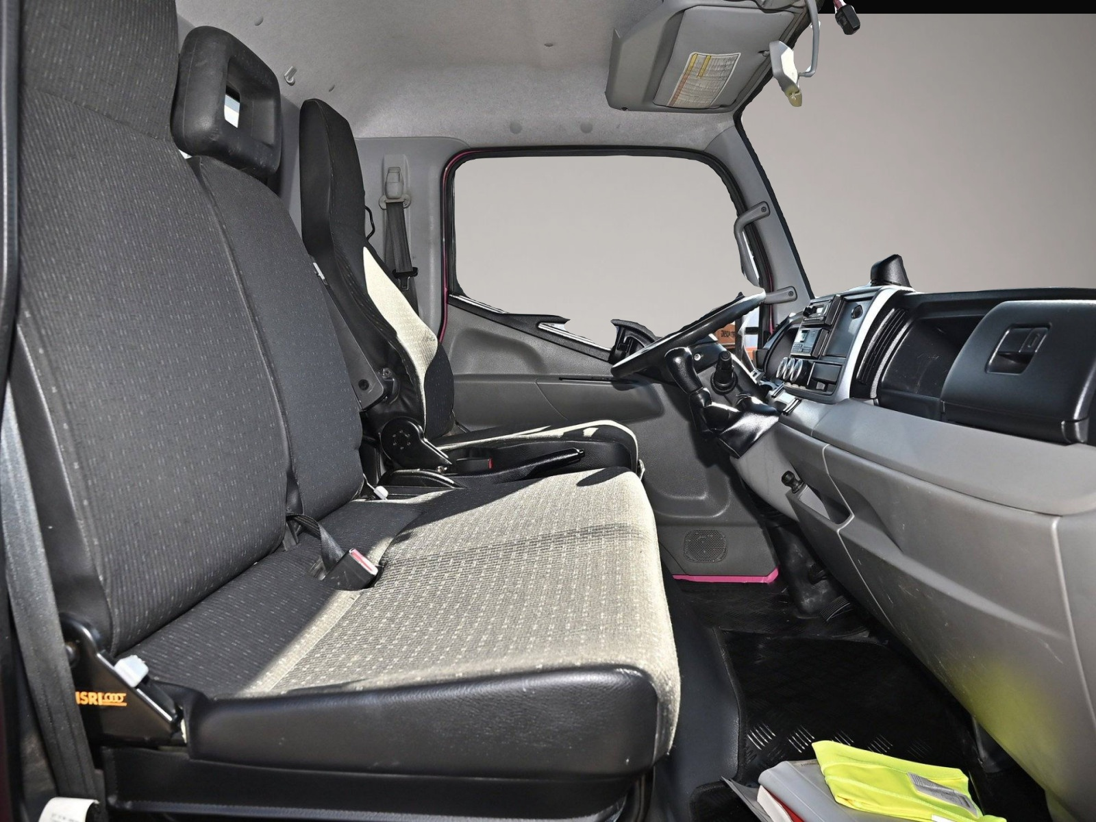 Mitsubishi Other (04/2021, Diesel)