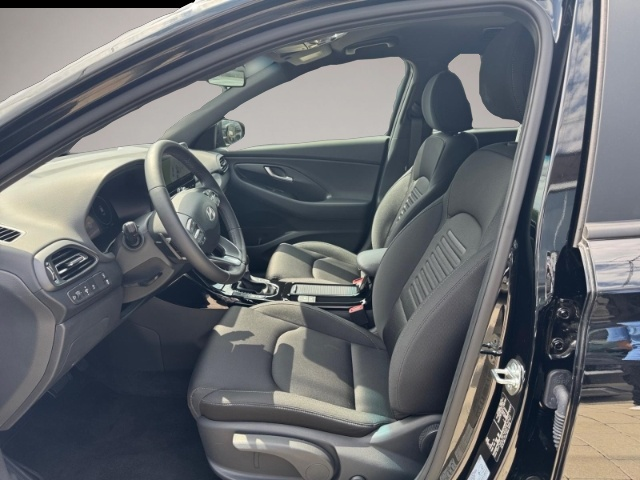 Hyundai i30 (10/2025, Benzin)