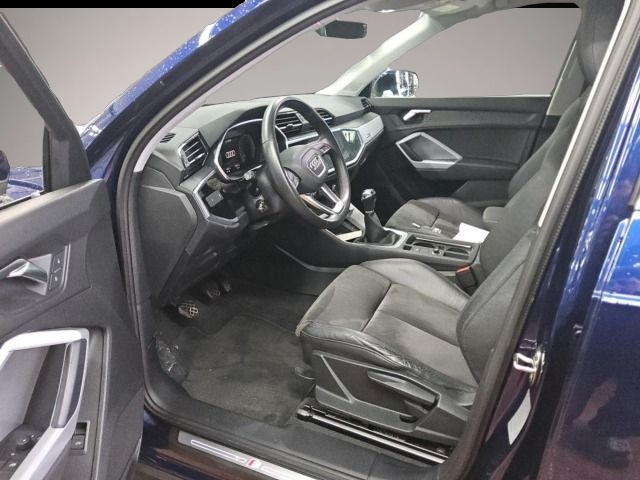 Audi Q3 (01/2023, Benzin)