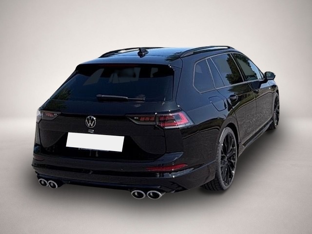 Volkswagen Golf (10/2025, Benzin)