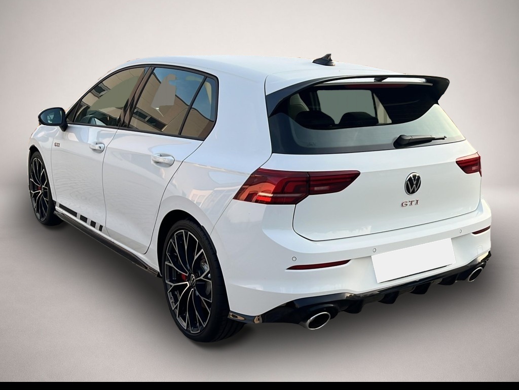Volkswagen Golf (05/2025, Benzin)