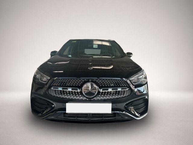Mercedes-Benz GLA 220 (01/2026, Benzin)