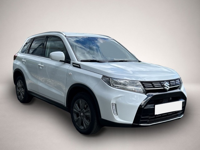 Suzuki Vitara (03/2026, Benzin)